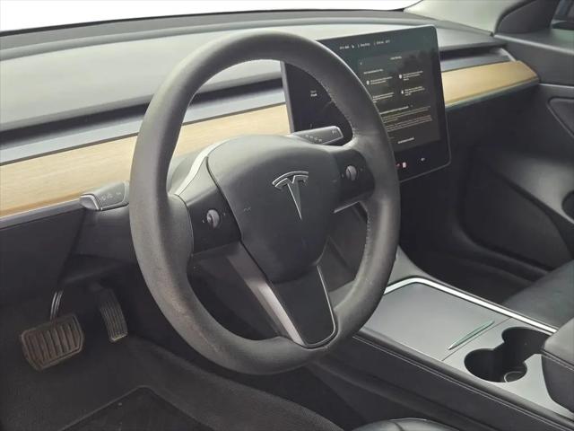 2021 Tesla Model 3 Standard Range Plus Rear-Wheel Drive