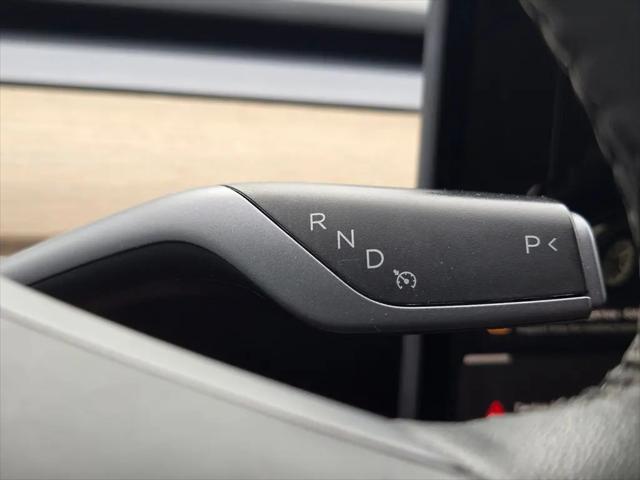 2021 Tesla Model 3 Standard Range Plus Rear-Wheel Drive