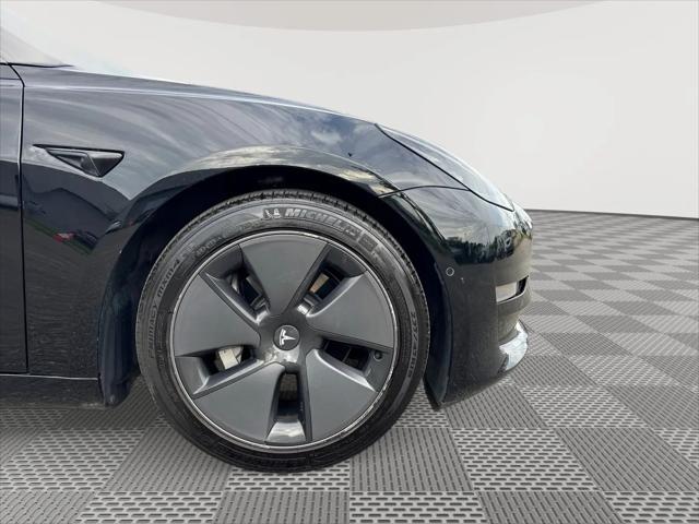 2021 Tesla Model 3 Standard Range Plus Rear-Wheel Drive