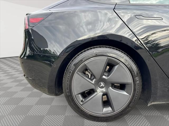 2021 Tesla Model 3 Standard Range Plus Rear-Wheel Drive