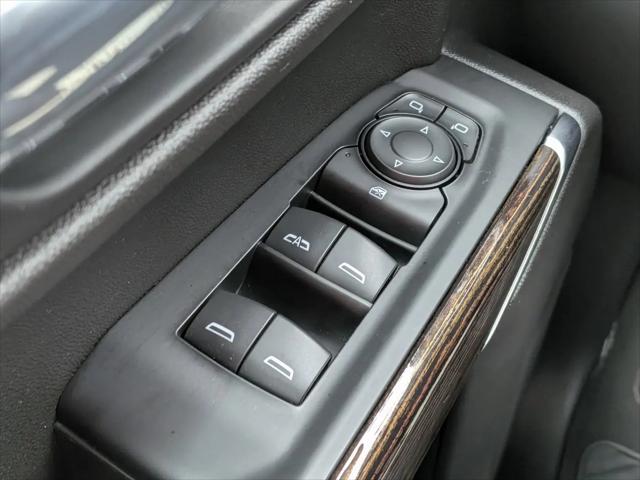 2021 GMC Sierra 1500 4WD Crew Cab Short Box Elevation