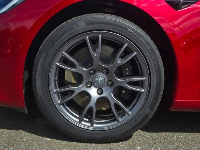 2025 Tesla Model S Rear-Wheel Drive