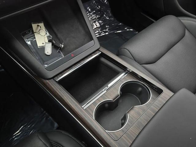 2025 Tesla Model S Rear-Wheel Drive