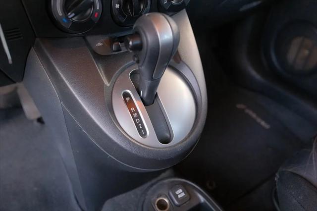 2014 Mazda Mazda2 Sport