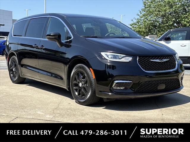 2025 Chrysler Pacifica Select for sale in Bentonville, AR