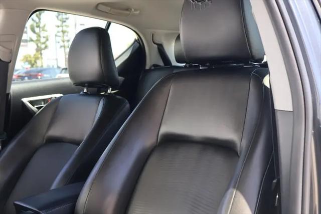 2011 Lexus CT 200h Premium