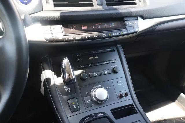 2011 Lexus CT 200h Premium