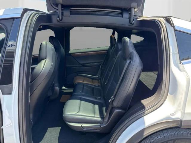 2019 Tesla Model X Standard Range