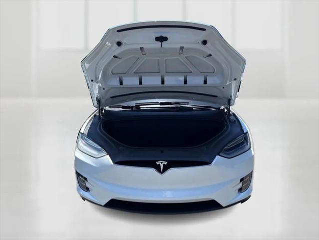 2019 Tesla Model X Standard Range