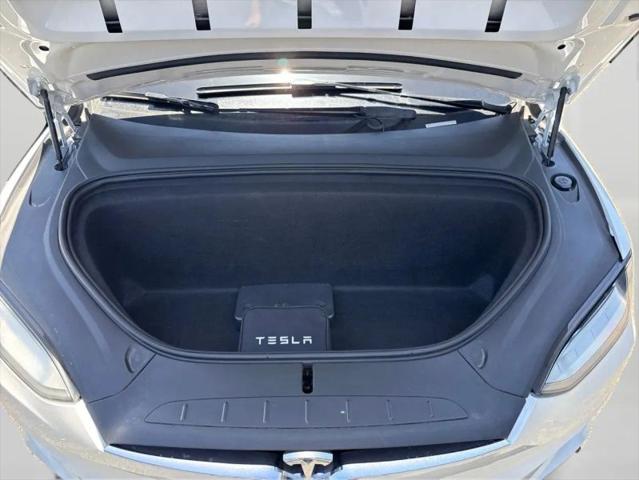 2019 Tesla Model X Standard Range