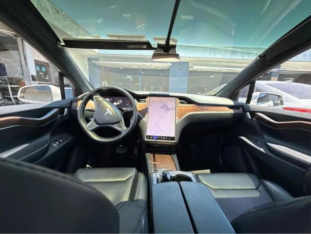 2019 Tesla Model X Standard Range