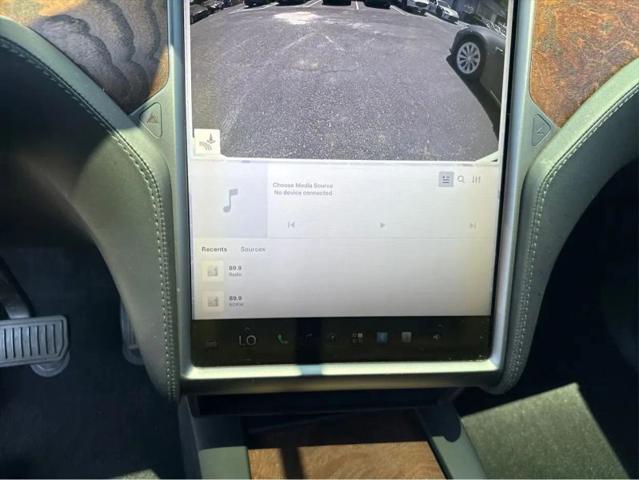 2019 Tesla Model X Standard Range
