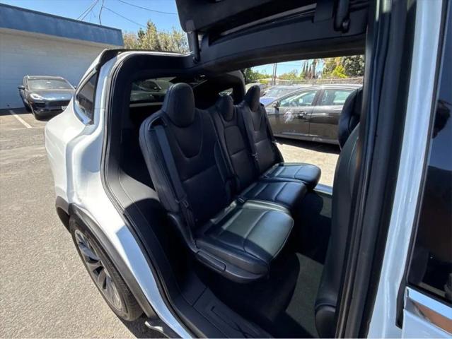 2019 Tesla Model X Standard Range