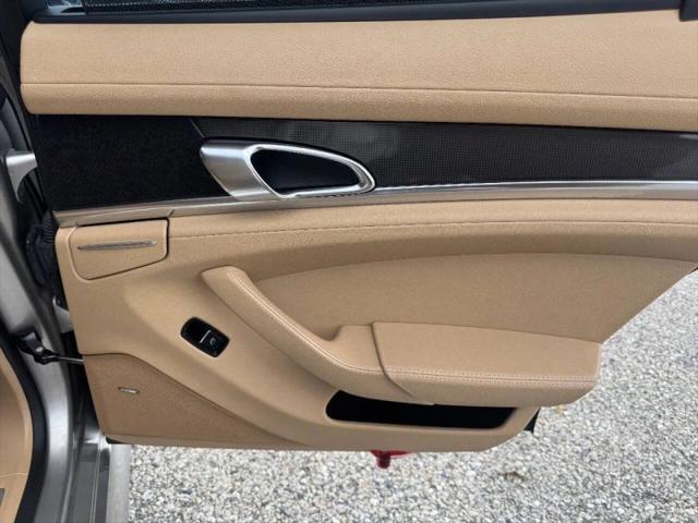 2011 Porsche Panamera 4S