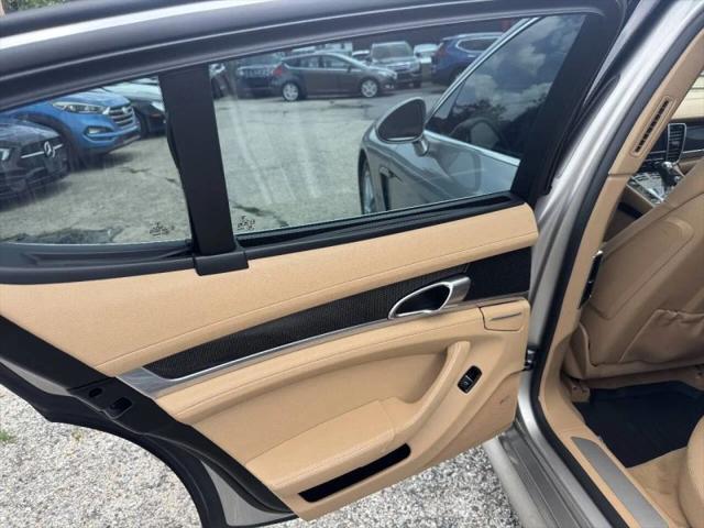 2011 Porsche Panamera 4S