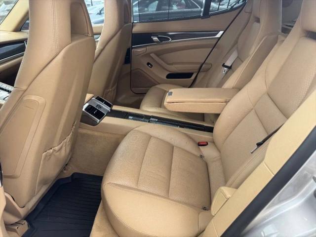 2011 Porsche Panamera 4S