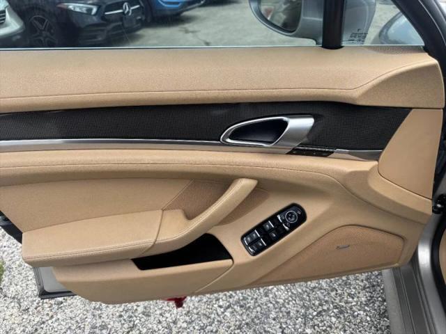 2011 Porsche Panamera 4S