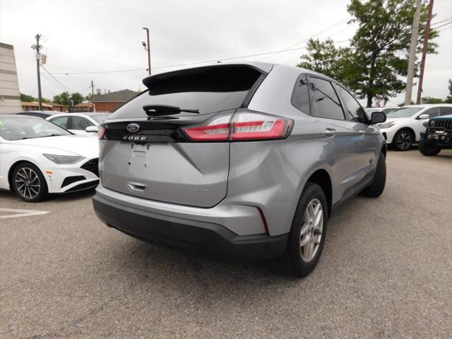 2022 Ford Edge SE