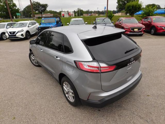 2022 Ford Edge SE