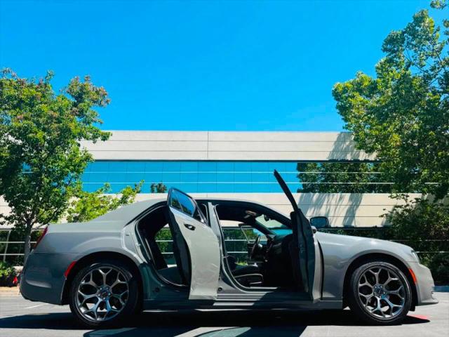 2018 Chrysler 300 300S
