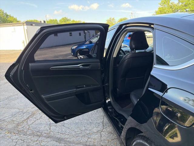 2017 Ford Fusion SE