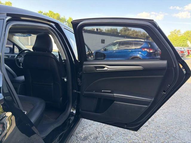 2017 Ford Fusion SE
