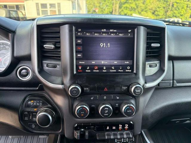 2021 Ram 1500 Big Horn Crew Cab 4x4 5'7" Box