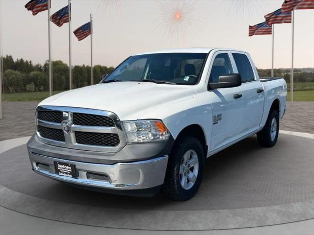 2022 Ram 1500 Classic SLT Crew Cab 4x4 5'7" Box for sale in Gladstone, MO