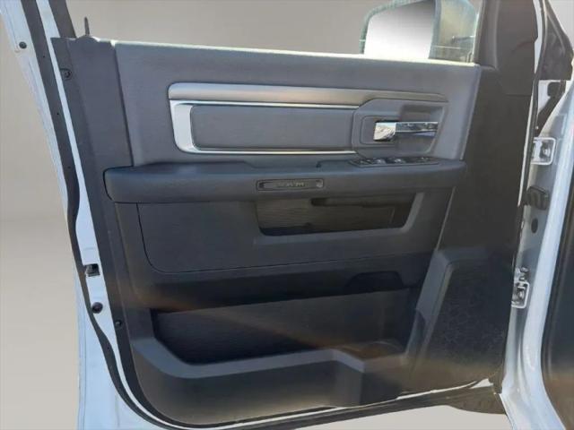 2022 Ram 1500 Classic SLT Crew Cab 4x4 57 Box