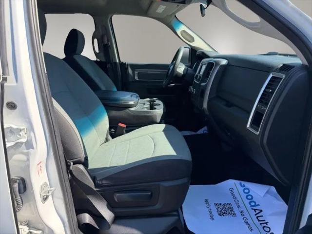 2022 Ram 1500 Classic SLT Crew Cab 4x4 57 Box
