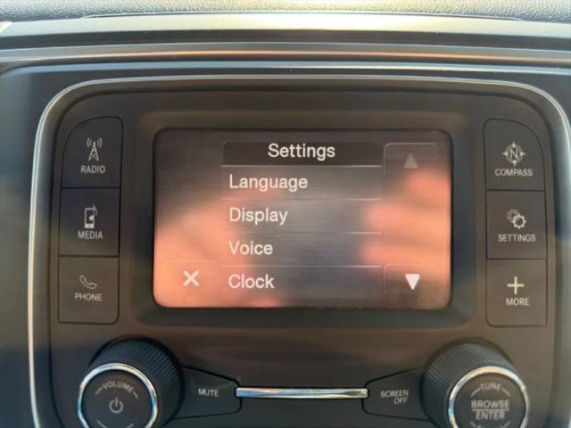 2022 Ram 1500 Classic SLT Crew Cab 4x4 57 Box