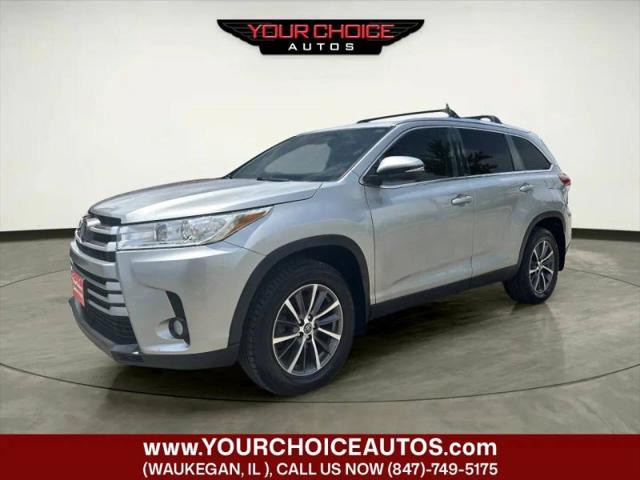 2019 Toyota Highlander XLE for sale in Waukegan, IL