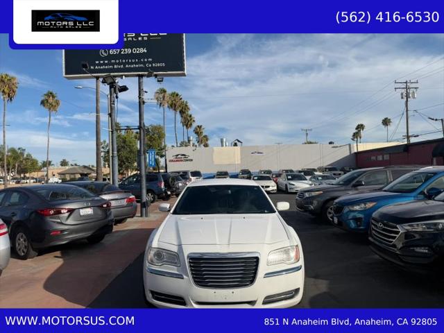 2014 Chrysler 300 300