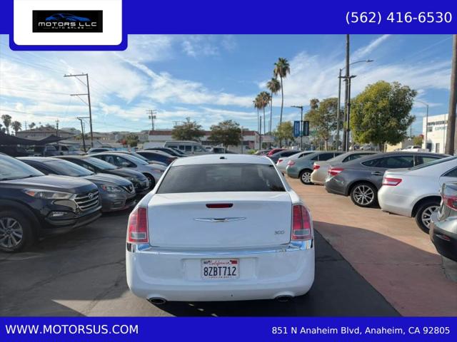 2014 Chrysler 300 300