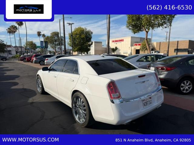 2014 Chrysler 300 300