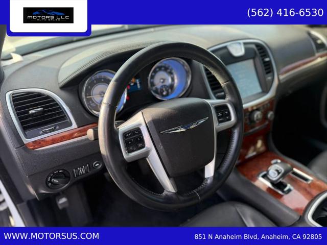 2014 Chrysler 300 300