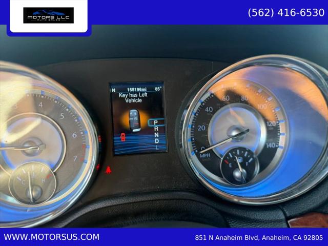 2014 Chrysler 300 300