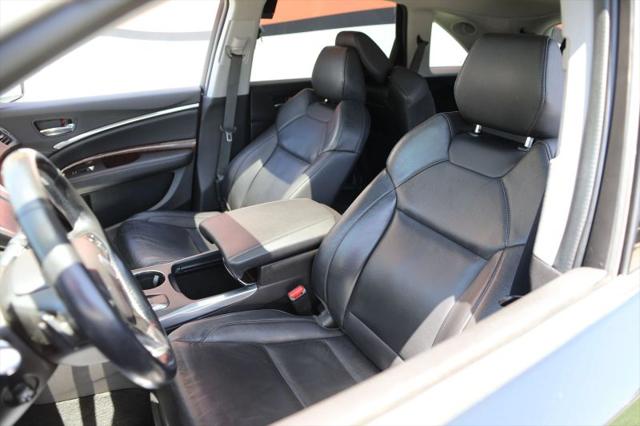 2017 Acura MDX w/Technology Package