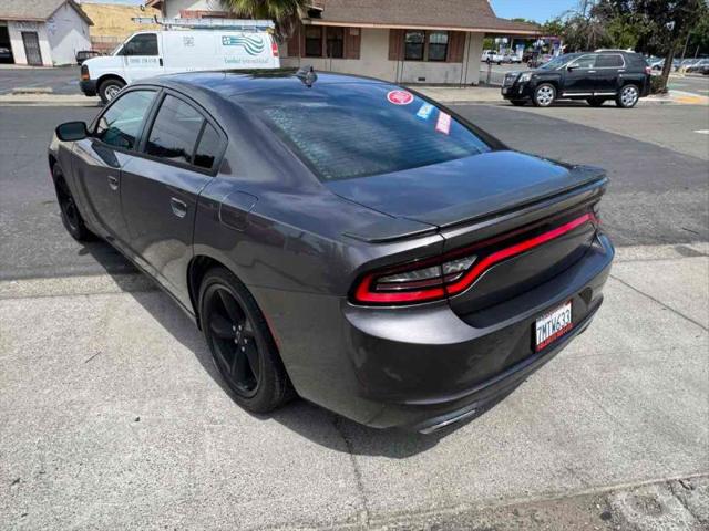2015 Dodge Charger SXT