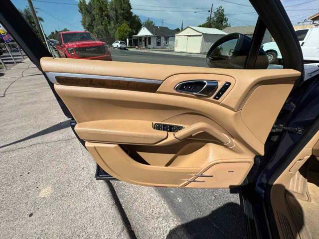 2012 Porsche Cayenne S