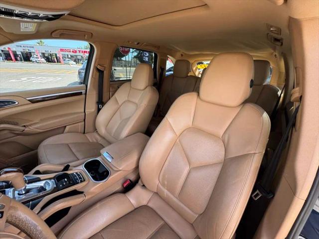 2012 Porsche Cayenne S