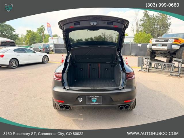 2018 Porsche Macan Turbo