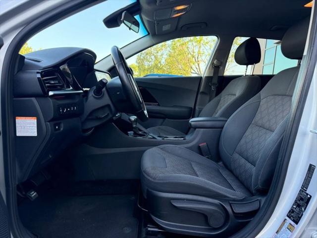 2021 Kia Niro LXS