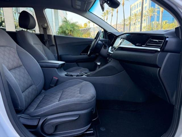 2021 Kia Niro LXS