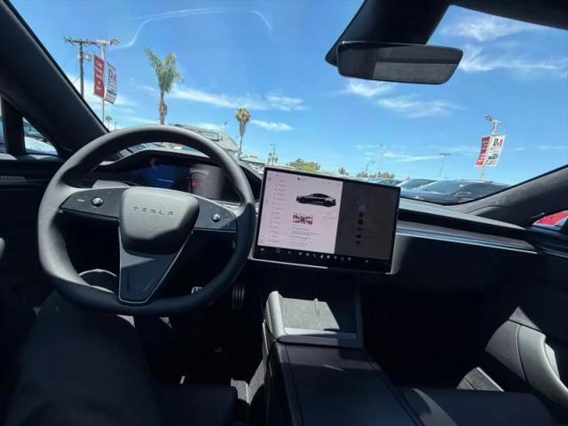 2026 Tesla Model S Plaid