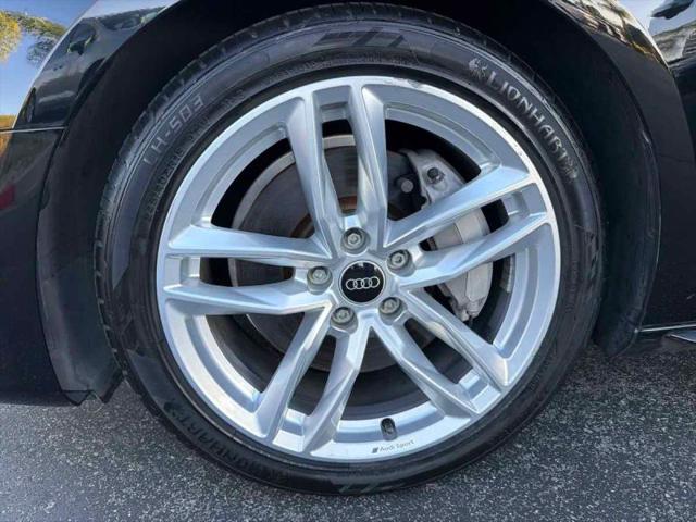 2023 Audi A4 Premium 45 TFSI S line quattro S tronic