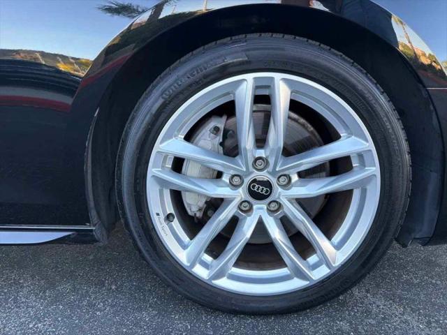 2023 Audi A4 Premium 45 TFSI S line quattro S tronic