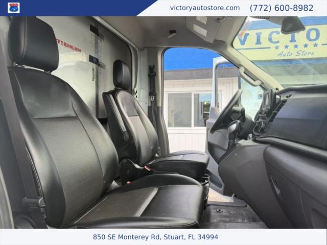 2022 Ford Transit Cutaway 350 XL