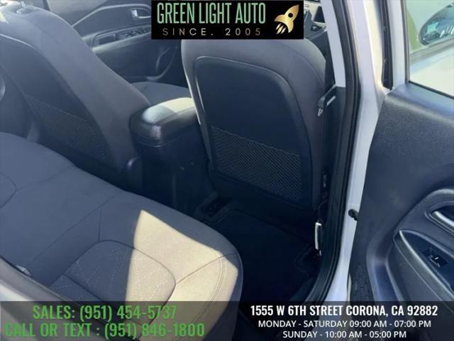 2013 Kia Rio SX