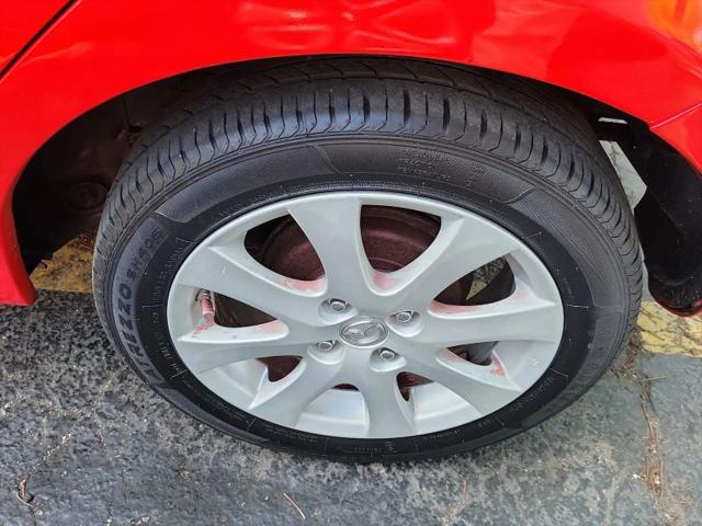 2012 Mazda Mazda2 Touring